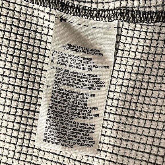 Reebok Women’s Zip Up Jacket. Size Large. - Picture 5 of 5